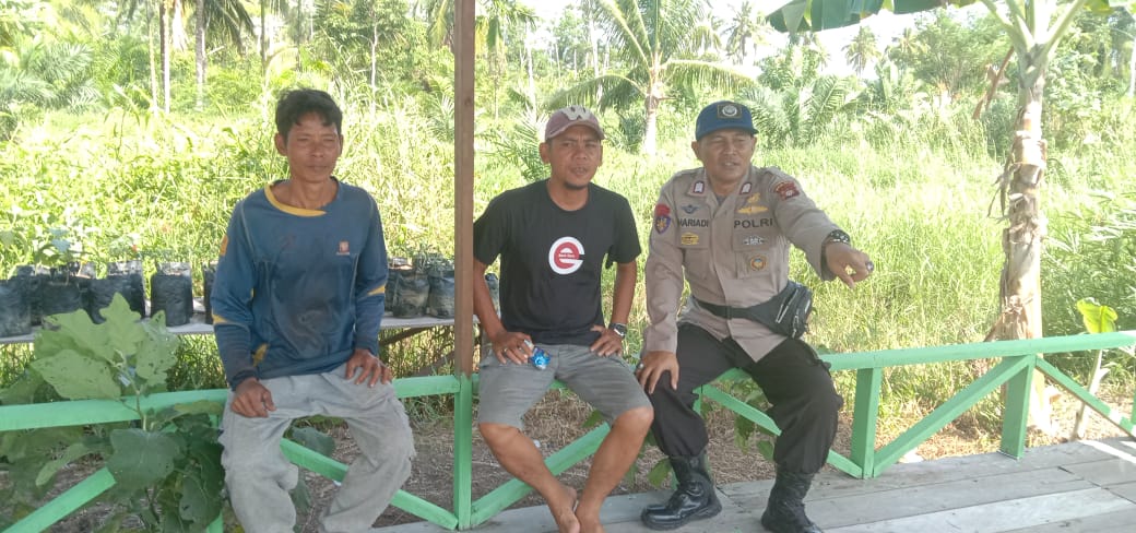 Pastikan Situasi Kondusif Di Perairan Bahaur, Personel Ditpolairud Berikan Imbauan Kamtibmas Kepada Masyarakat Pesisir