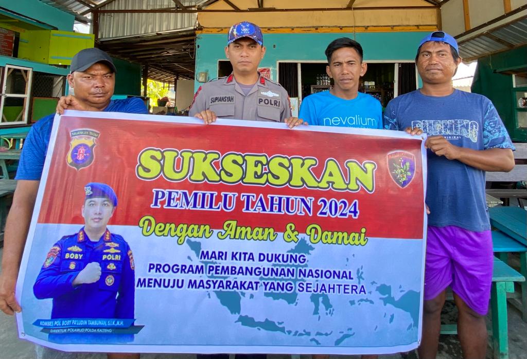 Sapa Warga Kuala Jelai, Personel Ditpolairud Sisipkan Pesan Kamtibmas