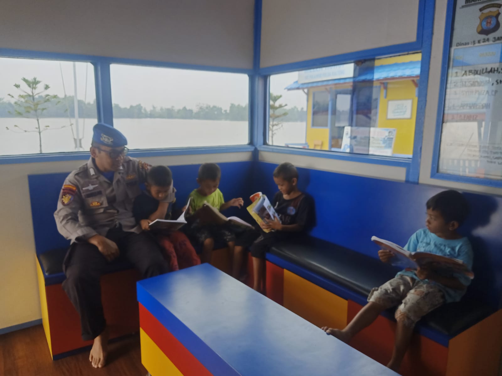 Manfaatkan Waktu Luang, Pelajar Desa Palangkau Lama Kunjungi PBMH