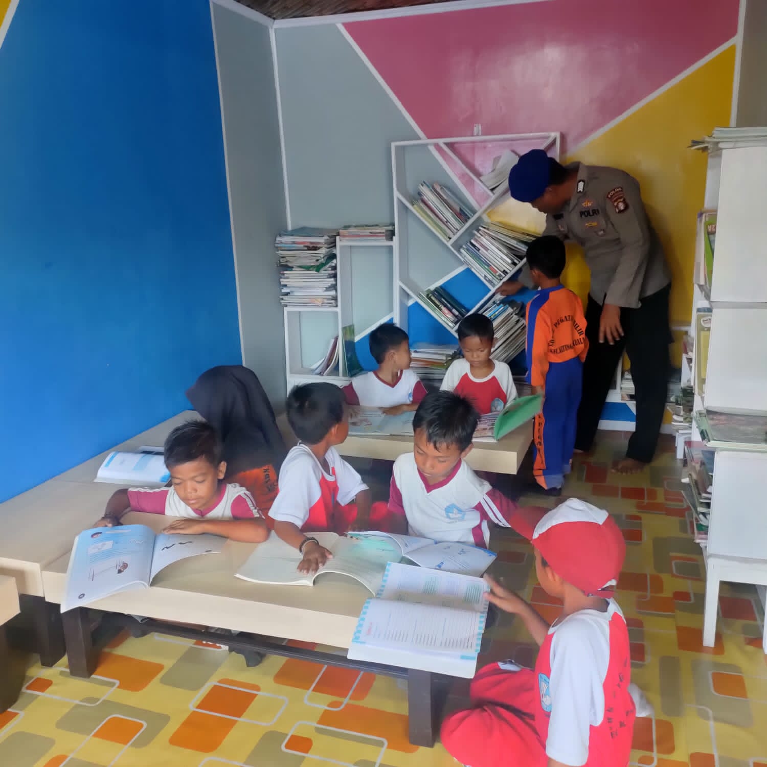 Mako Perwakilan Pegatan Mendapat kunjungan Belajar Anak-anak Pelajar Pegatan