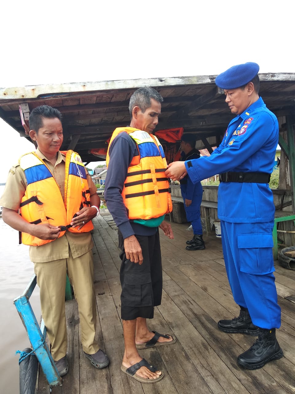Waspada Luapan Penumpang Jelang Tahun Baru, Ditpolairud Palangkau Lama Gandeng Dishub Kapuas Cek Kapal Penyeberangan