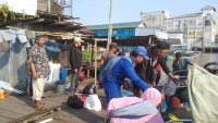 Personel KP XVIII -1004 Ditpolairud Berikan Imbauan Pada Penumpang Long Boat Pegatan